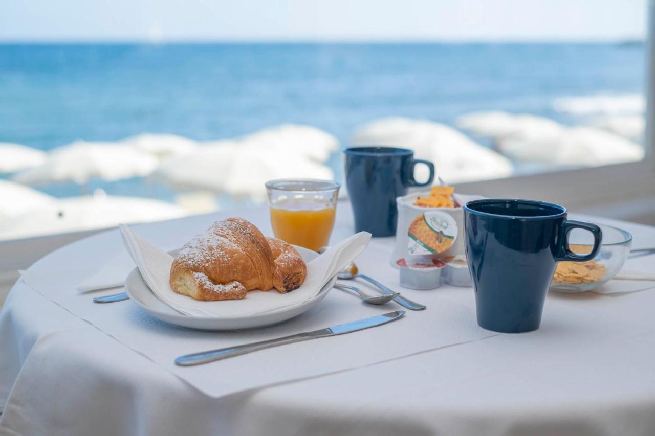 Hotel Del Sole Santa Marinella Dış mekan fotoğraf