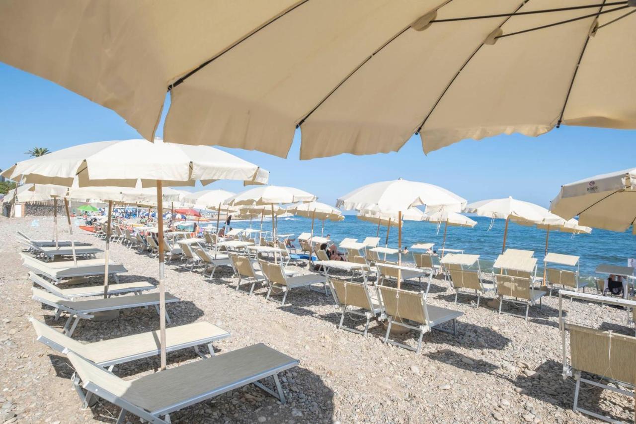 Hotel Del Sole Santa Marinella Dış mekan fotoğraf